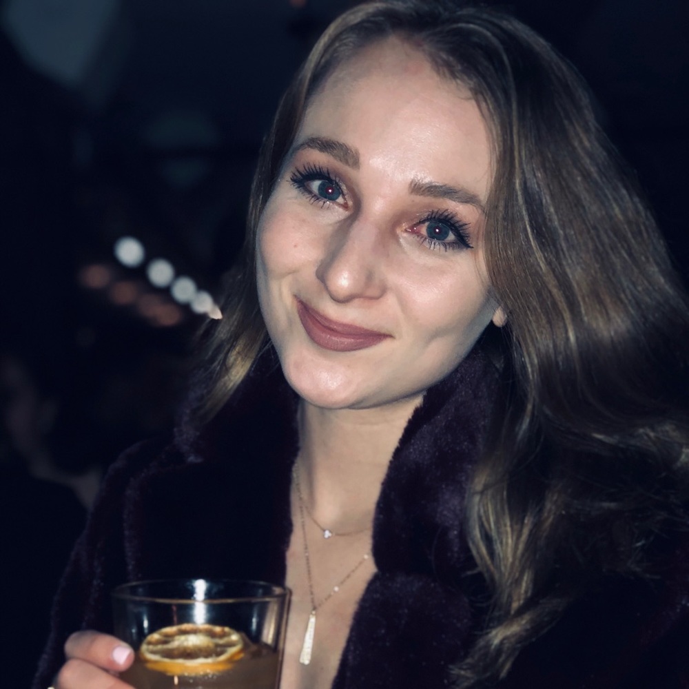 Meet your Posher, Chloe